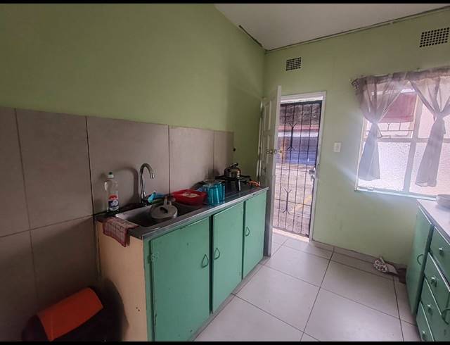 2 BEDROOM APARTMENT TO LET IN BRAKPAN CENTRAL